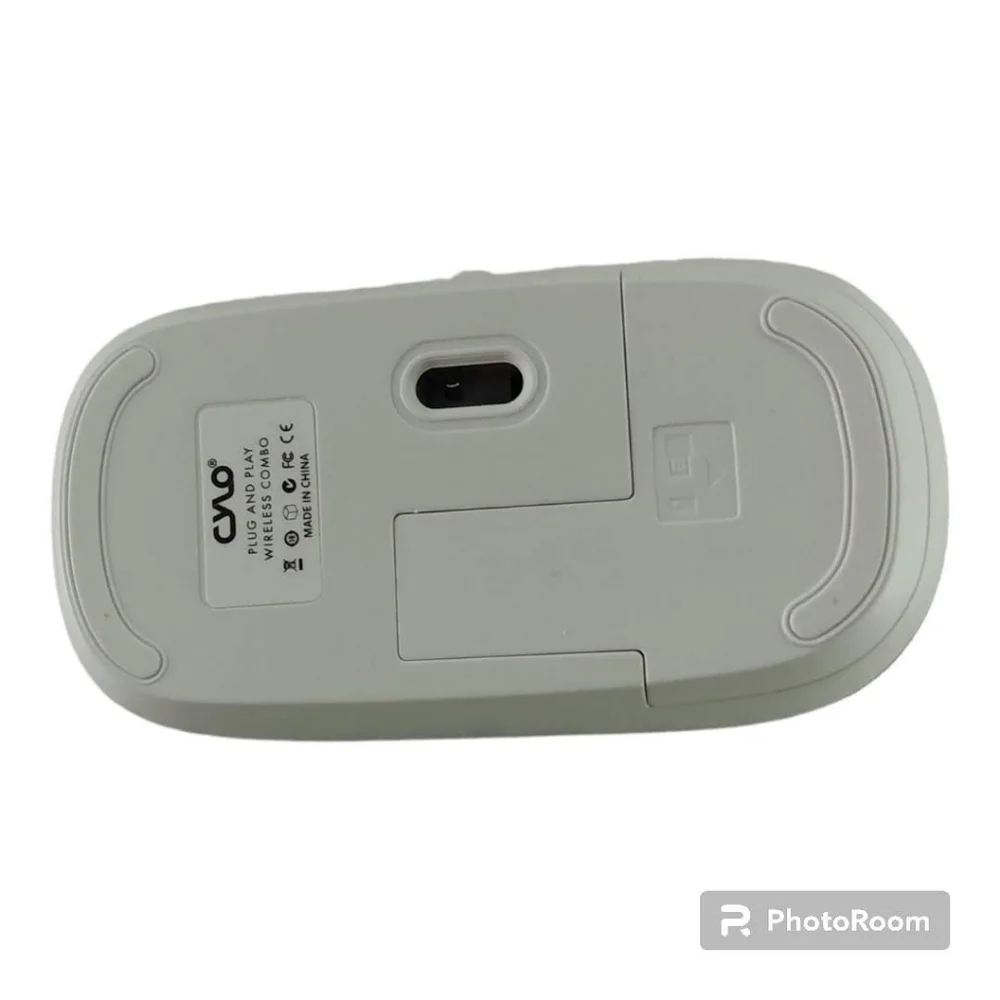 CYLO Plug and Play Wireless Mouse and Keyboard NOB